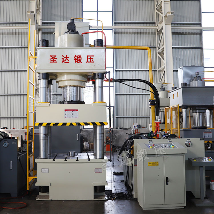 500噸三梁四柱液壓機(jī) 500噸三梁四柱液壓機(jī)